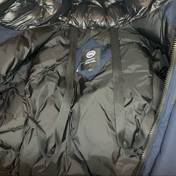Canada Goose Sanford Parka - Picture 12 of 15